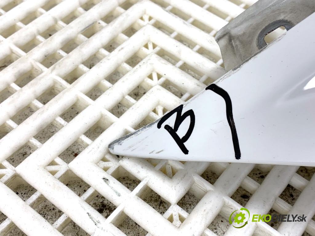 BMW F34 liftback 2017 135 kW 320 i 1998 blatník levý přední část 300