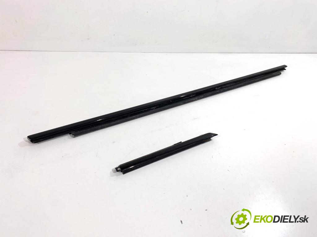 BMW F34 liftback 2017 135 kW 320 i 1998 Lišta Sbírání: predný pravy