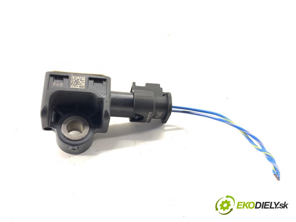 BMW F34 liftback 2017 135 kW 320 i 1998 Snímač nárazu 9234989 (Snímač nárazu)