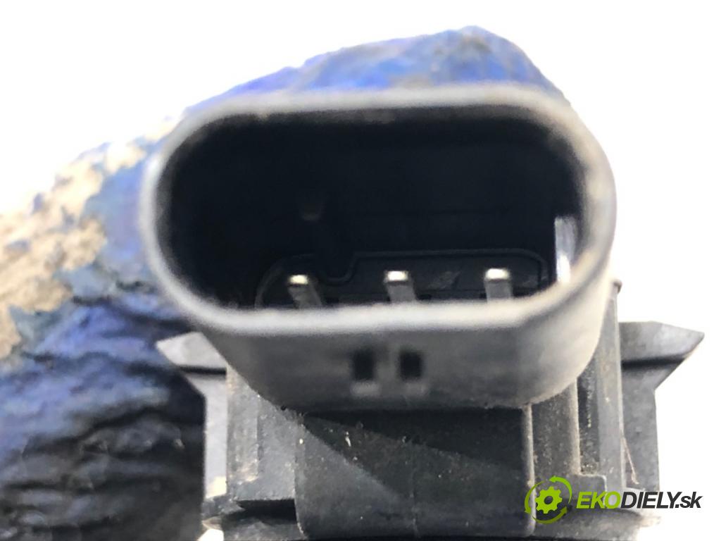 BMW F34 liftback 2017 135 kW 320 i 1998 Snímač PDC 9261587