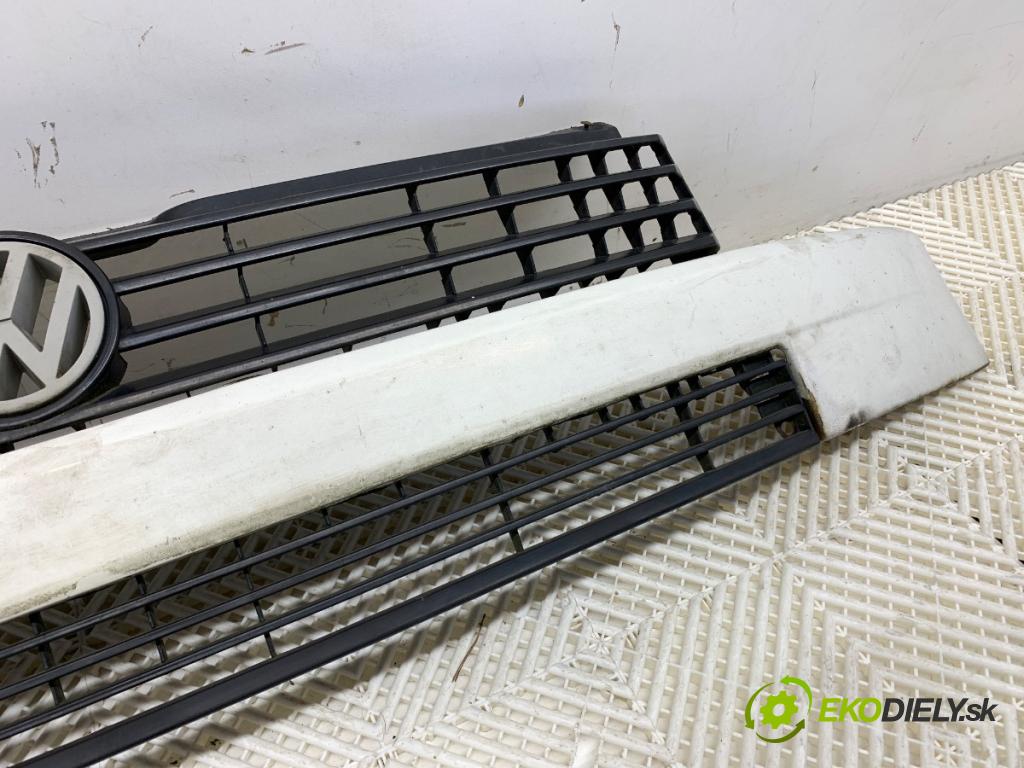 VW TRANSPORTER T4 Autobus 1995 45 kW 1.9 D 1896 mřížka maska  (Přední mřížka (maska chladiče))