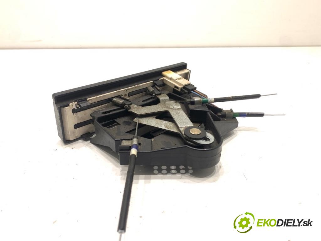 VW TRANSPORTER T4 Autobus 1995 45 kW 1.9 D 1896 Panel ovládania kúrenia 701919383 (Prepínacie páčky pod volantom)