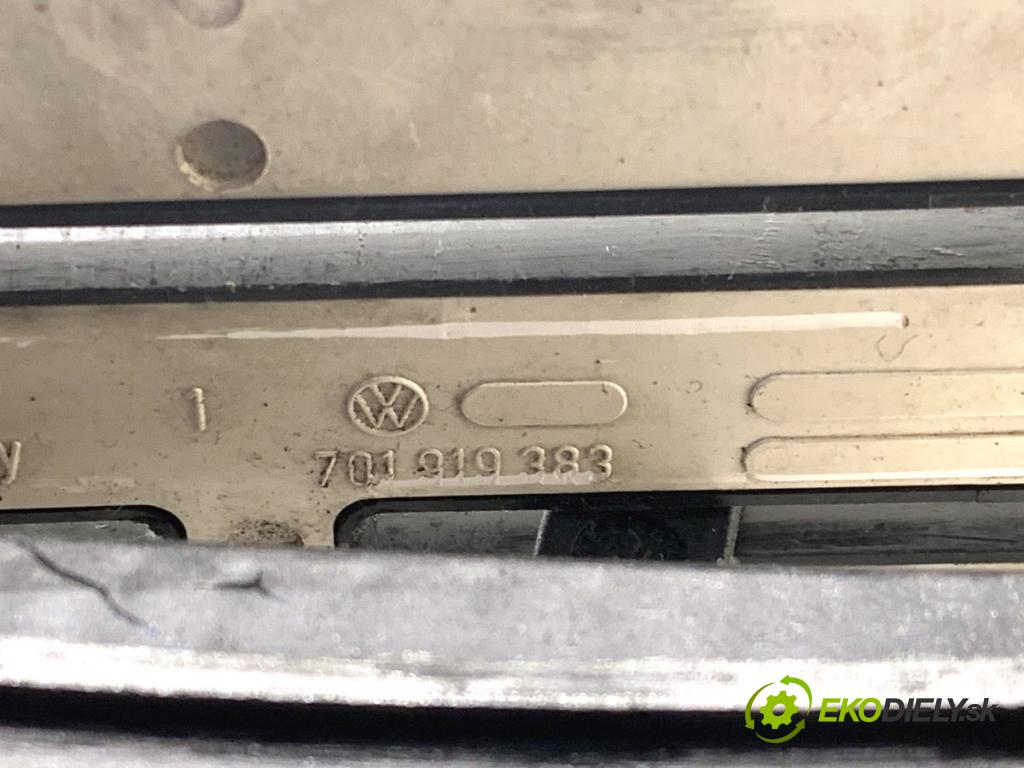 VW TRANSPORTER T4 Autobus 1995 45 kW 1.9 D 1896 Panel ovládania kúrenia 701919383 (Prepínacie páčky pod volantom)