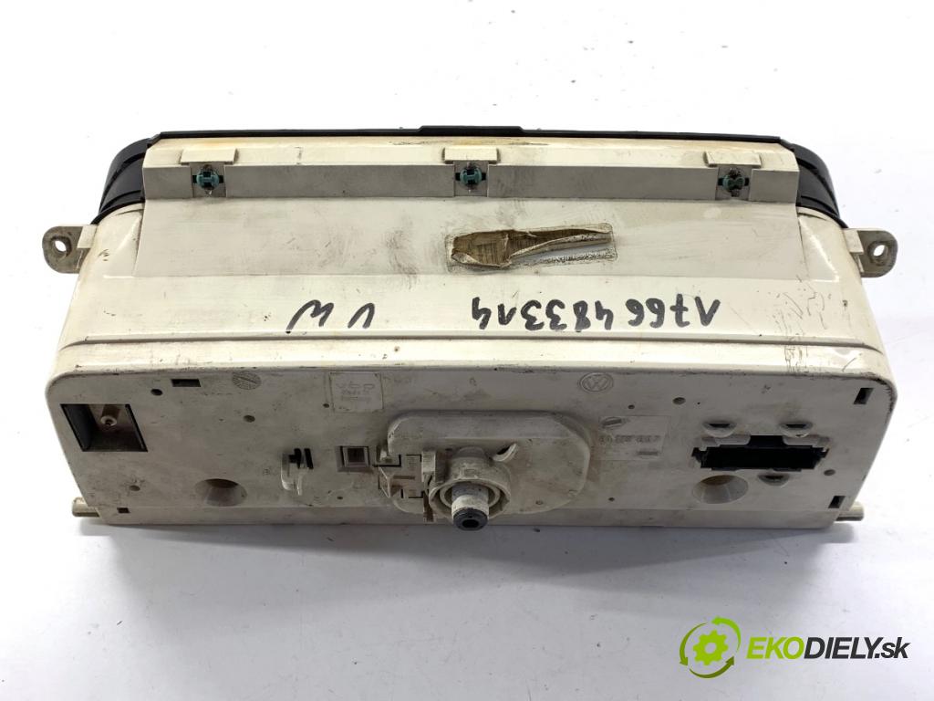 VW TRANSPORTER T4 Autobus 1995 45 kW 1.9 D 1896 Prístrojovka 81117657 (Prístrojová doska)