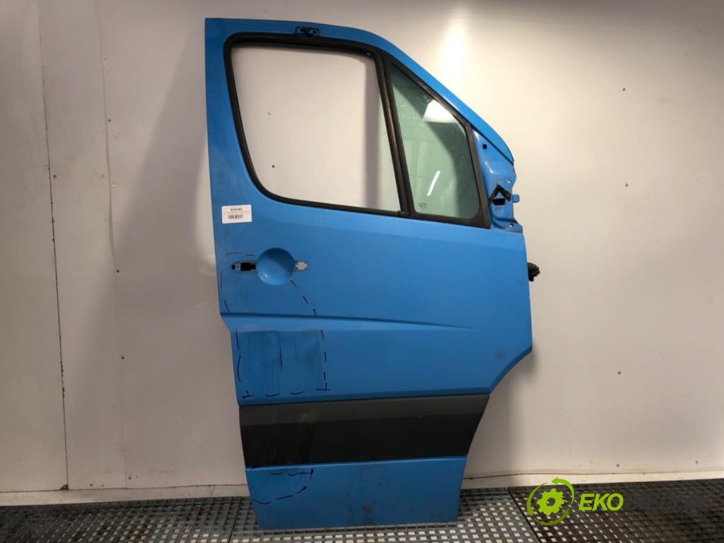 VW CRAFTER 30 50 Platforma / podwozie 2015 80 kW 2.0 TDI 1968 Dvere pravy predný 