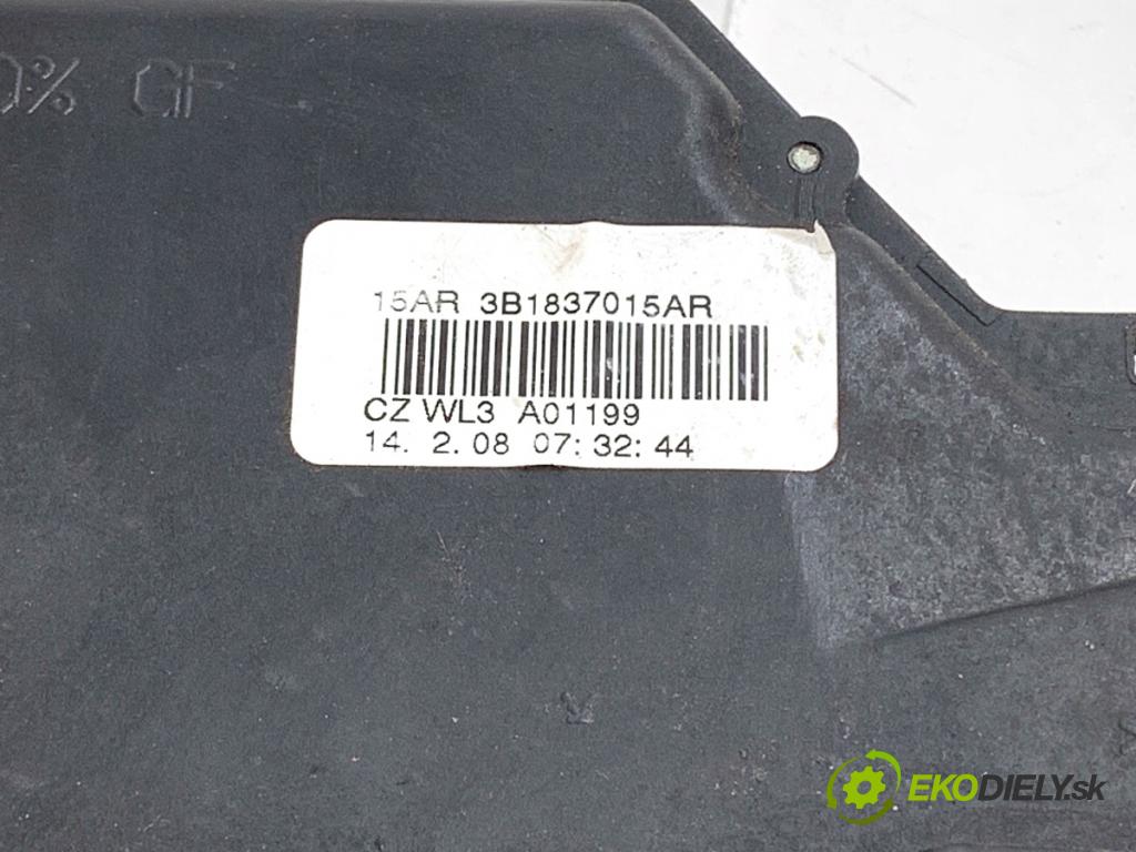 SKODA FABIA II liftback 2008 51 kW 1.2 1198 zámok Dvere ľavy predný 3B1837015AR