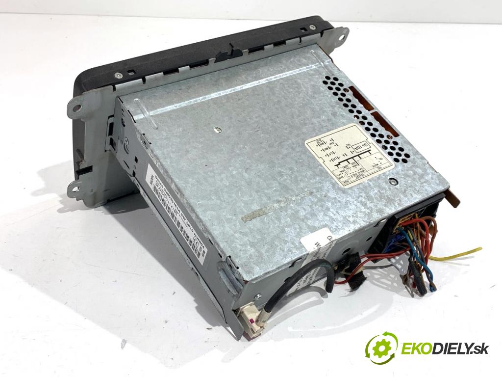 SKODA FABIA II liftback 2008 51 kW 1.2 1198 RADIO 5J0035161A (Audio zariadenie)