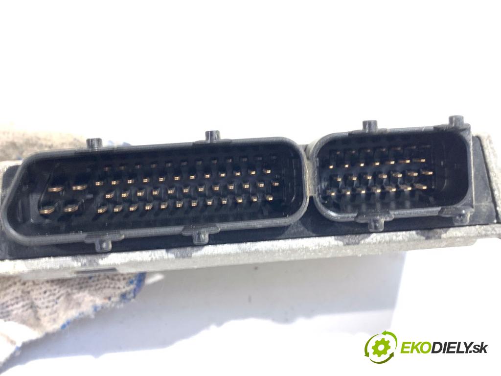 SKODA FABIA II liftback 2008 51 kW 1.2 1198 riadiaca jednotka Motor 03E906023B (Riadiaca jednotka)