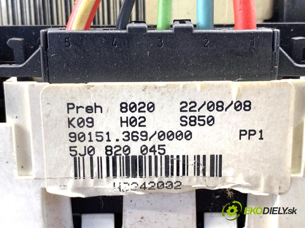 SKODA FABIA II liftback 2008 51 kW 1.2 1198 Panel ovládania kúrenia 5J0820045 (Prepínacie páčky pod volantom)