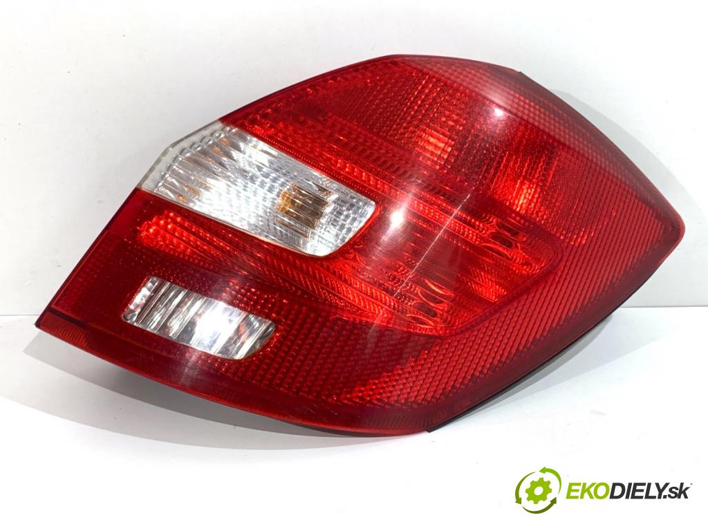 SKODA FABIA II liftback 2008 51 kW 1.2 1198 Svetlo pravy zad 5J6945096