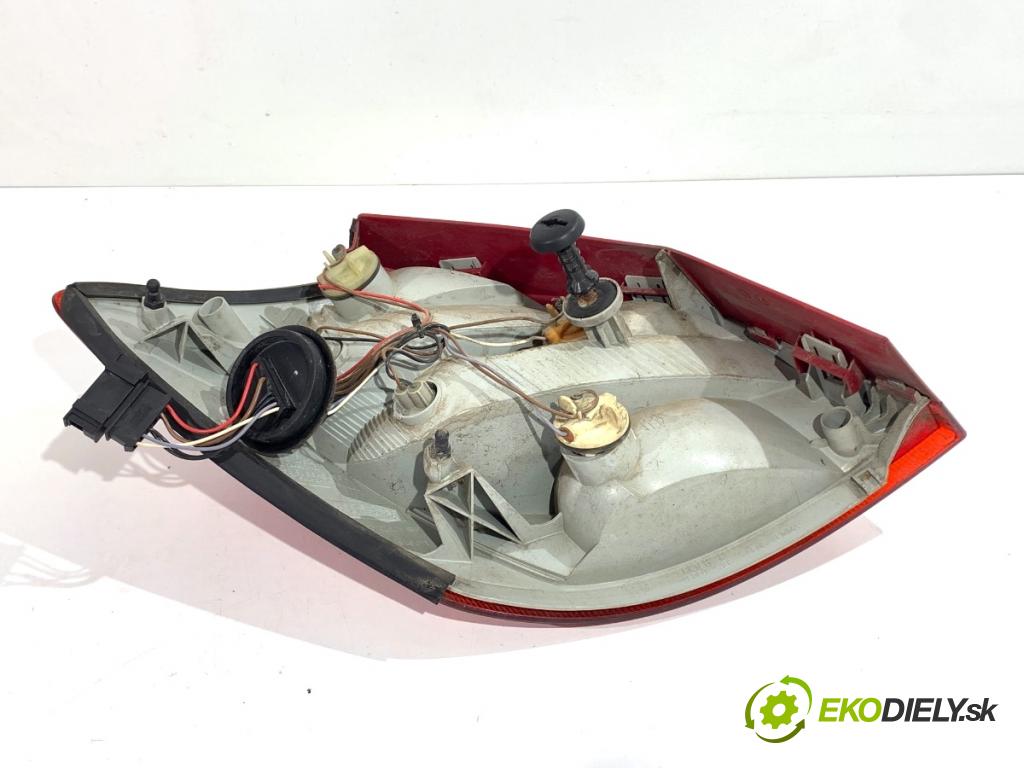 SKODA FABIA II liftback 2008 51 kW 1.2 1198 Svetlo pravy zad 5J6945096