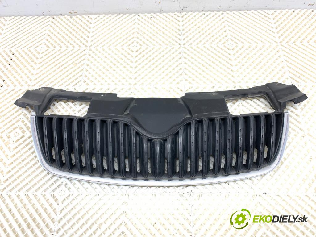 SKODA FABIA II liftback 2008 51 kW 1.2 1198 mřížka maska 5J0853668A (Přední mřížka (maska chladiče))
