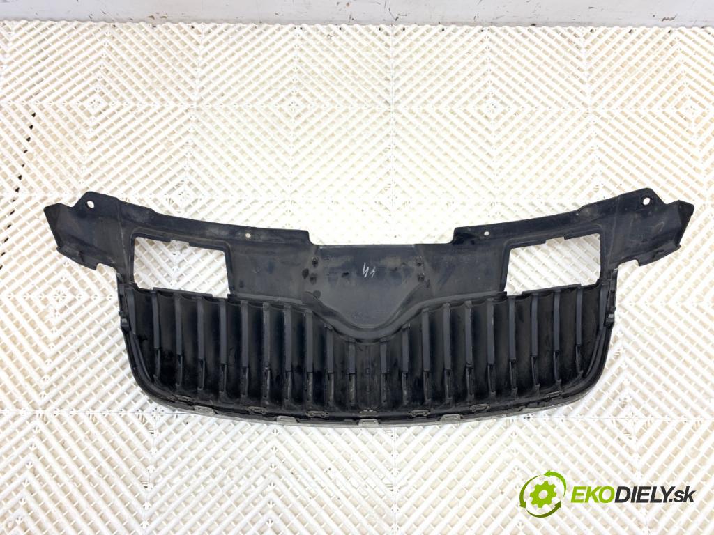 SKODA FABIA II liftback 2008 51 kW 1.2 1198 mřížka maska 5J0853668A (Přední mřížka (maska chladiče))
