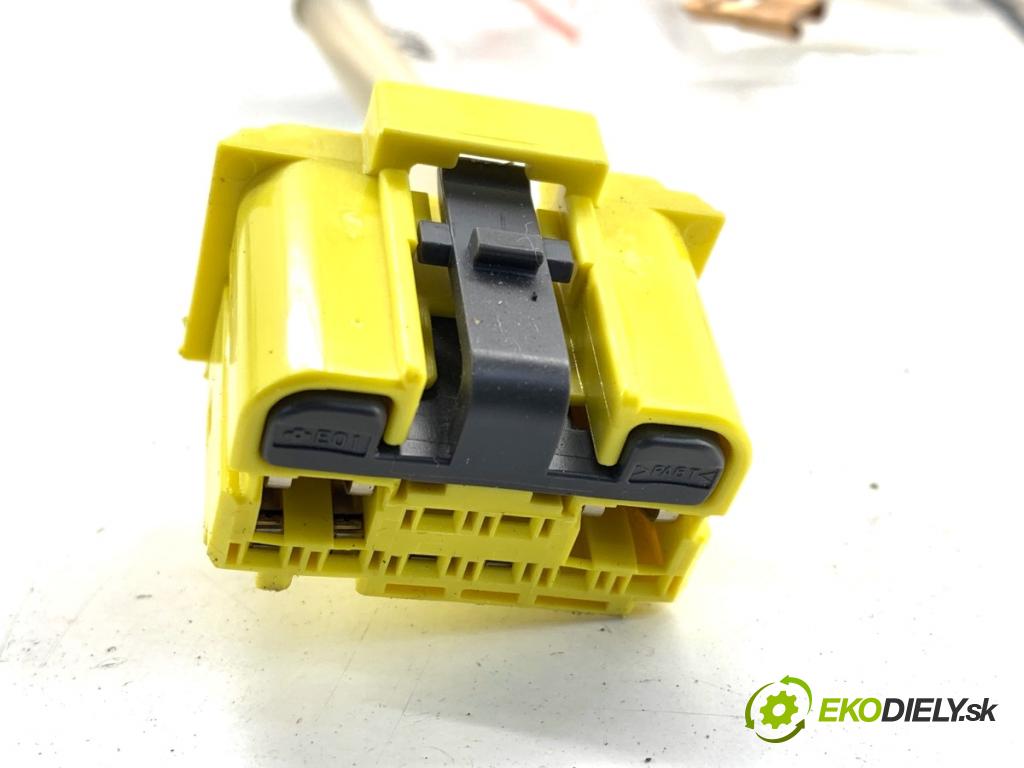 SKODA FABIA II liftback 2008 51 kW 1.2 1198 káblovačka silenbloku airbag 6Q0971584A