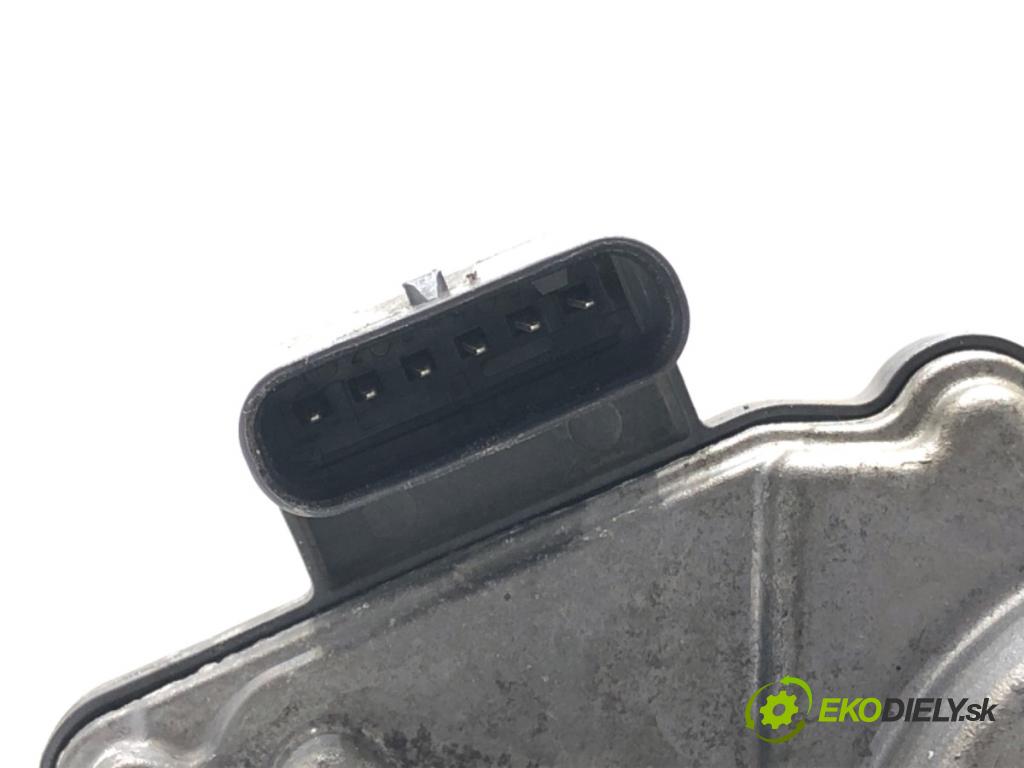 BMW F44 coupe 2021 131 kW 220 i 1998 Škrtiaca klapka 7619008 (Škrtiaca klapka)