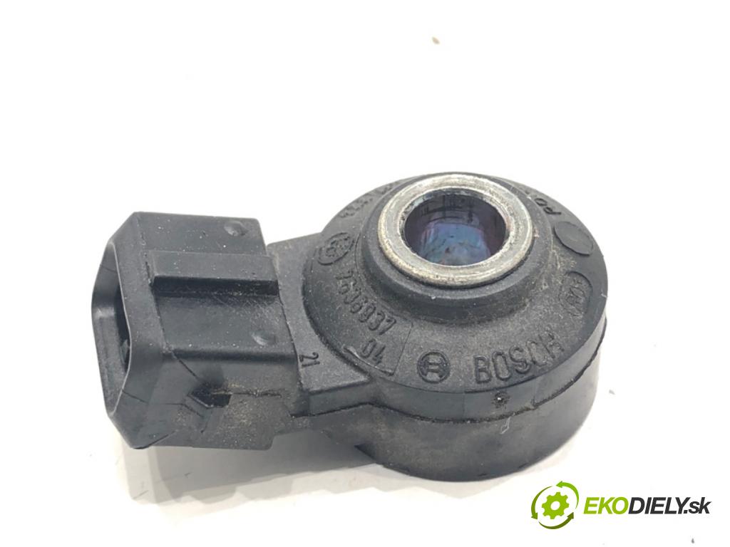 BMW F44 coupe 2021 131 kW 220 i 1998 Snímač klepania 7636937 (Snímač)