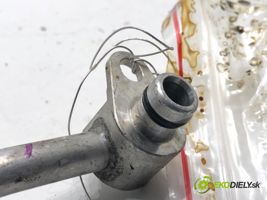 BMW F44 coupe 2021 131 kW 220 i 1998 rúrka turba  (Hadica turbodúchadla)