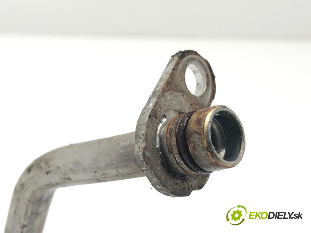 BMW F44 coupe 2021 131 kW 220 i 1998 rúrka turba  (Hadica turbodúchadla)