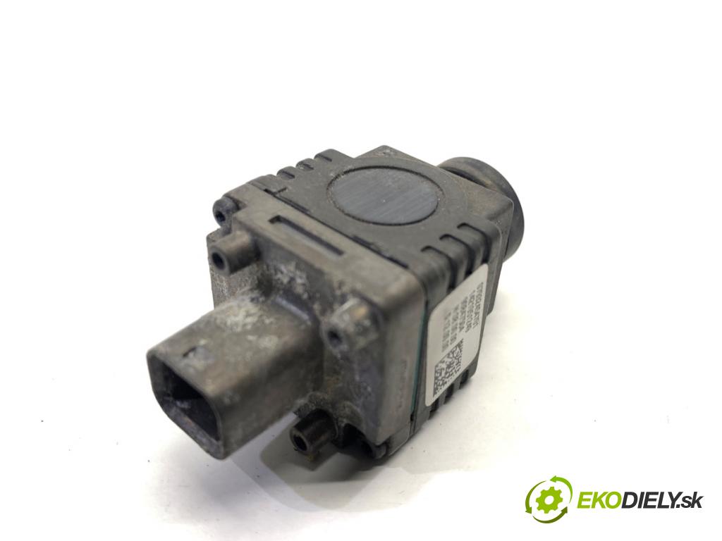 BMW F16 SUV 2014 190 kW xDrive 30 d 2993 KAMERA 360 9324547