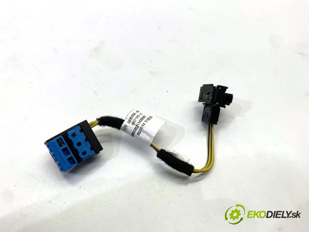 BMW F16 SUV 2014 190 kW xDrive 30 d 2993 káblovačka silenbloku airbag 2435359