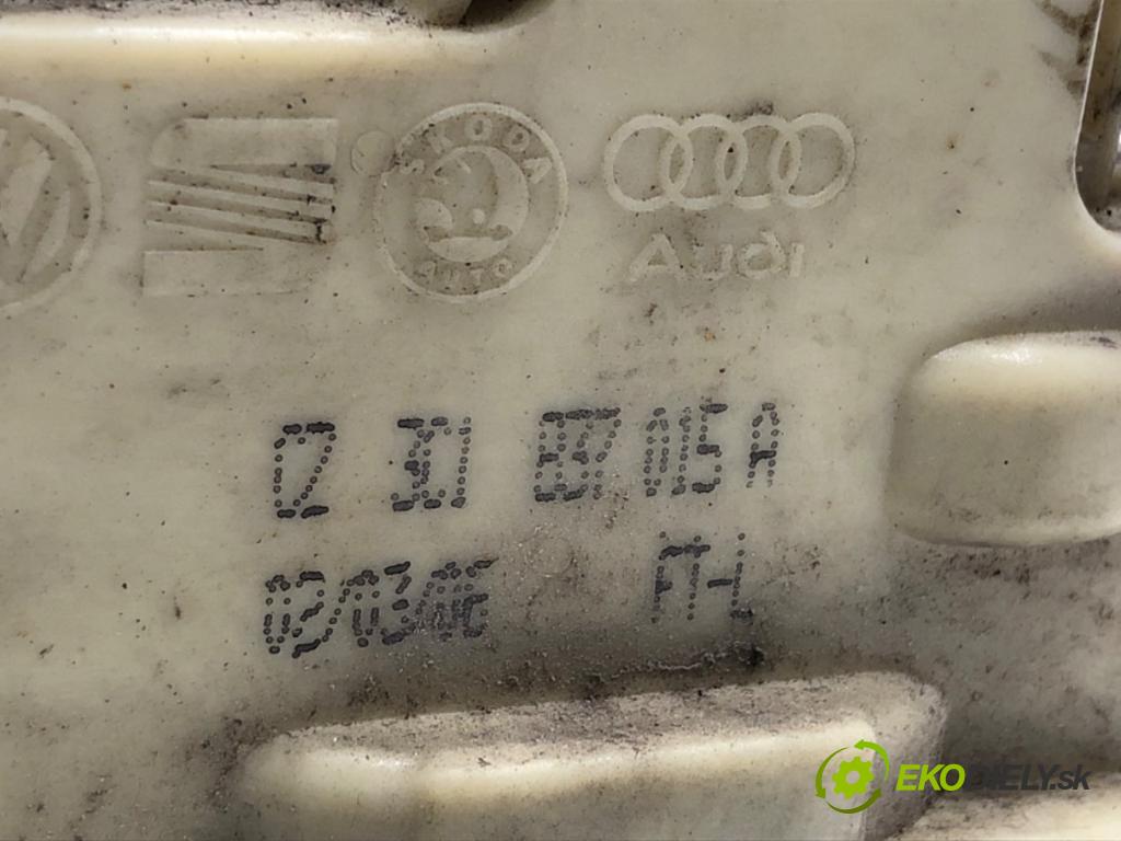 VW PASSAT B6 Kombi 2006 103 kW 2.0 TDI 1968 zámok Dvere ľavy predný 3C1837015A
