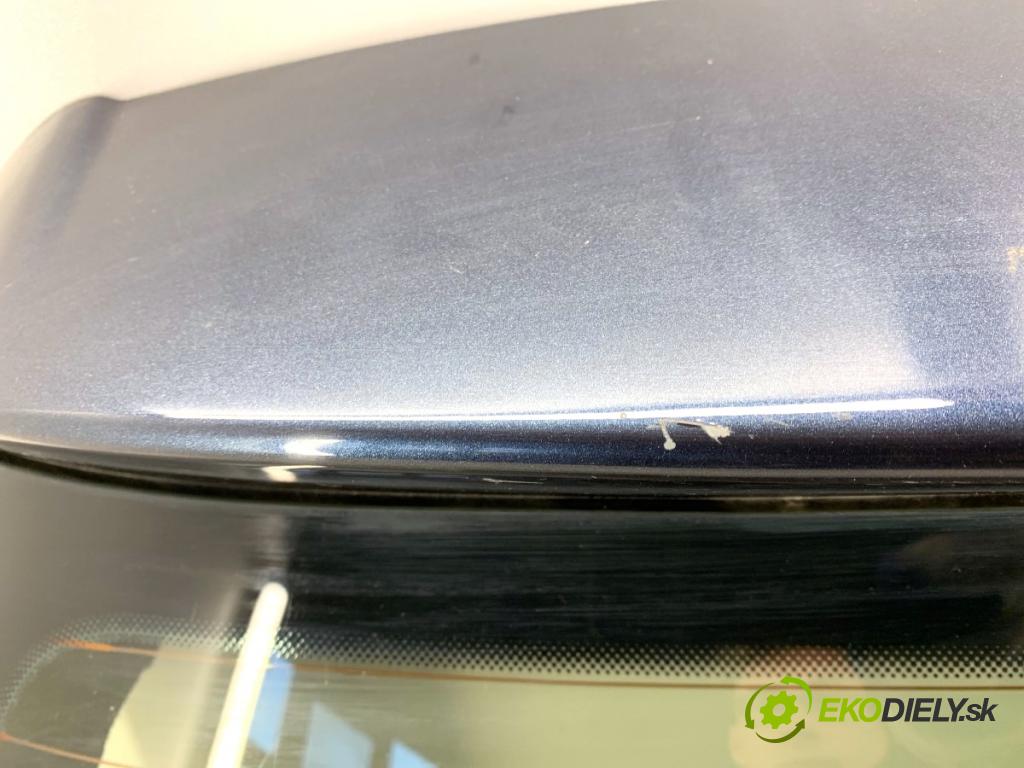 VW PASSAT B6 Kombi 2006 103 kW 2.0 TDI 1968 kapota zad