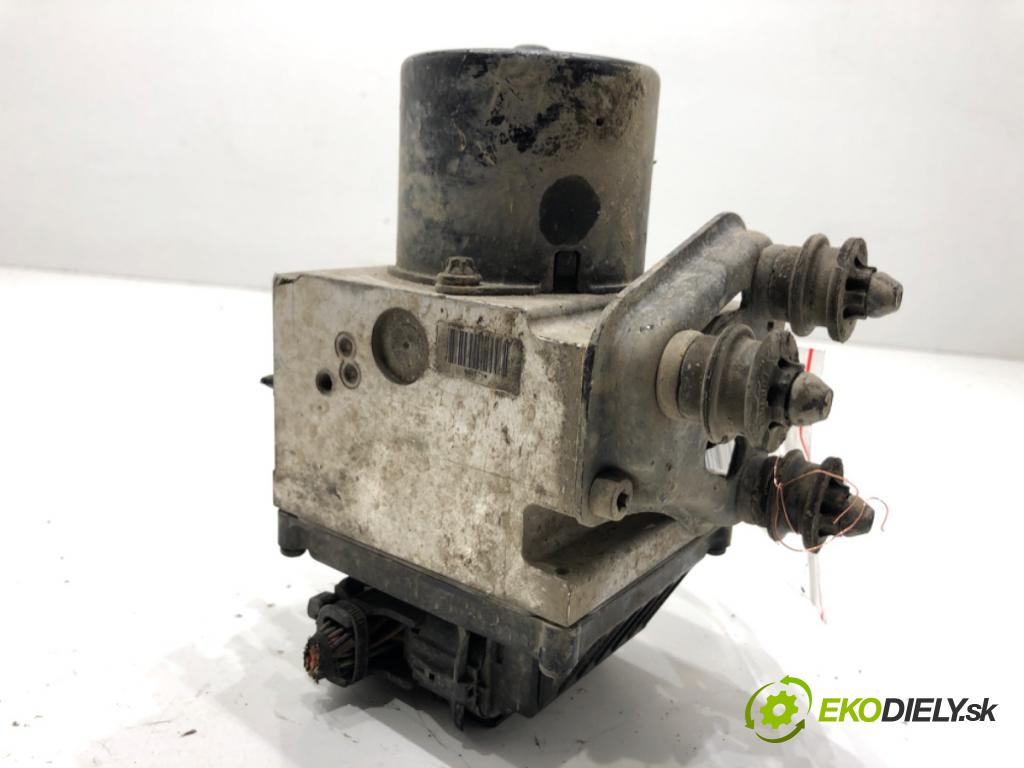 VW PASSAT B6 Kombi 2006 103 kW 2.0 TDI 1968 pumpa ABS 3C0614095Q (Pumpa ABS)