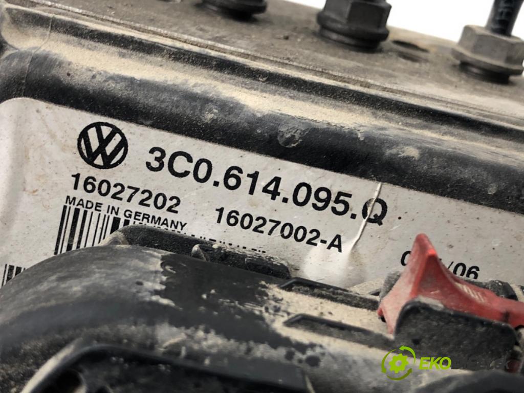 VW PASSAT B6 Kombi 2006 103 kW 2.0 TDI 1968 Pumpa ABS 3C0614095Q (Pumpa ABS)