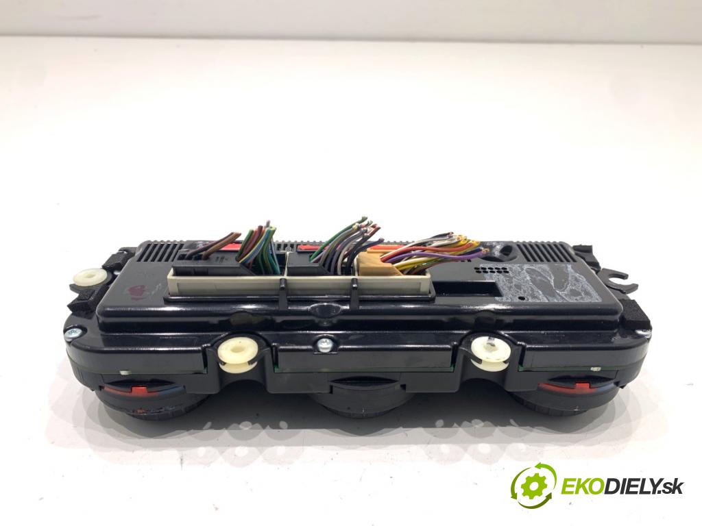 VW PASSAT B6 Kombi 2006 103 kW 2.0 TDI 1968 Panel ovládania kúrenia  (Prepínacie páčky pod volantom)