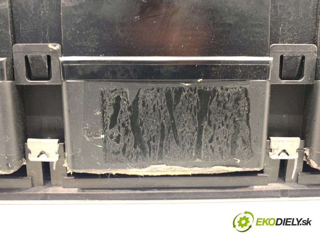 VW PASSAT B6 Kombi 2006 103 kW 2.0 TDI 1968 Prístrojovka A2C53145550 (Prístrojová doska)