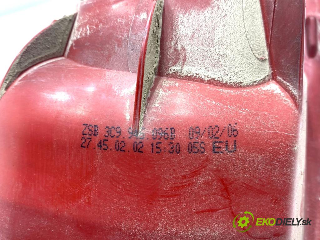 VW PASSAT B6 Kombi 2006 103 kW 2.0 TDI 1968 světlo pravý zadní část 3C9945096B