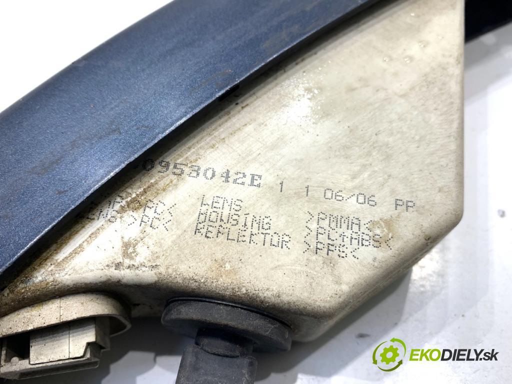 VW PASSAT B6 Kombi 2006 103 kW 2.0 TDI 1968 Smerovka pravy predný 3C0953042E (Kľučka dverí ostatné)