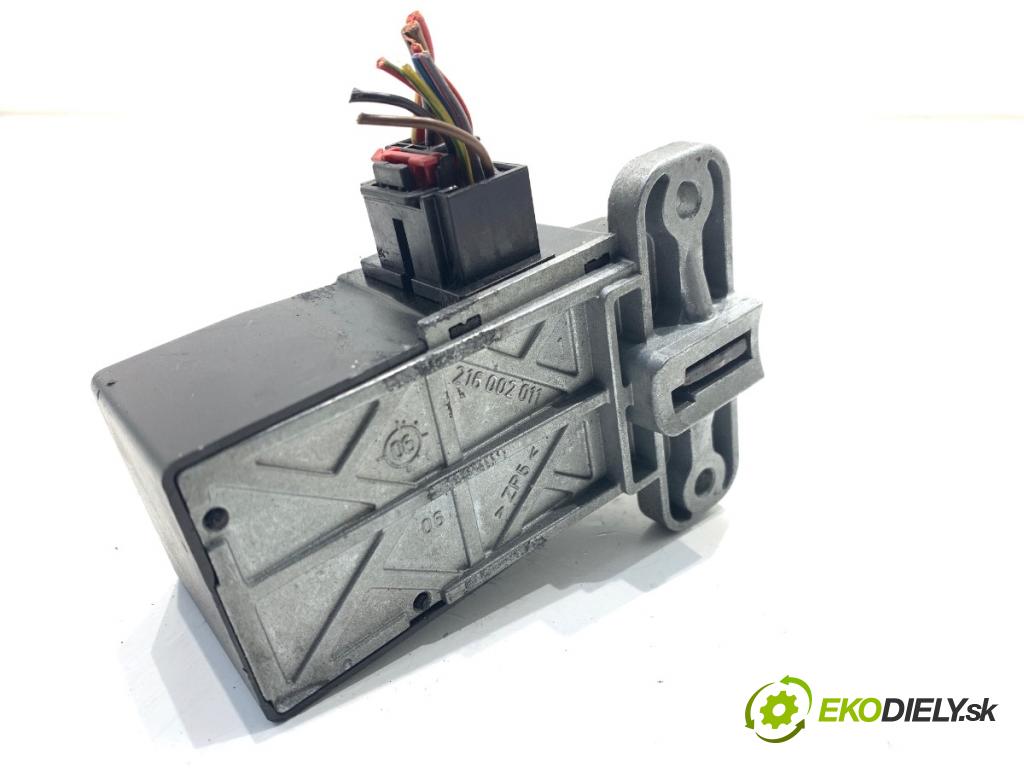 VW PASSAT B6 Kombi 2006 103 kW 2.0 TDI 1968 blokáda volantu 3C0905861D (Riadenie ostatné)