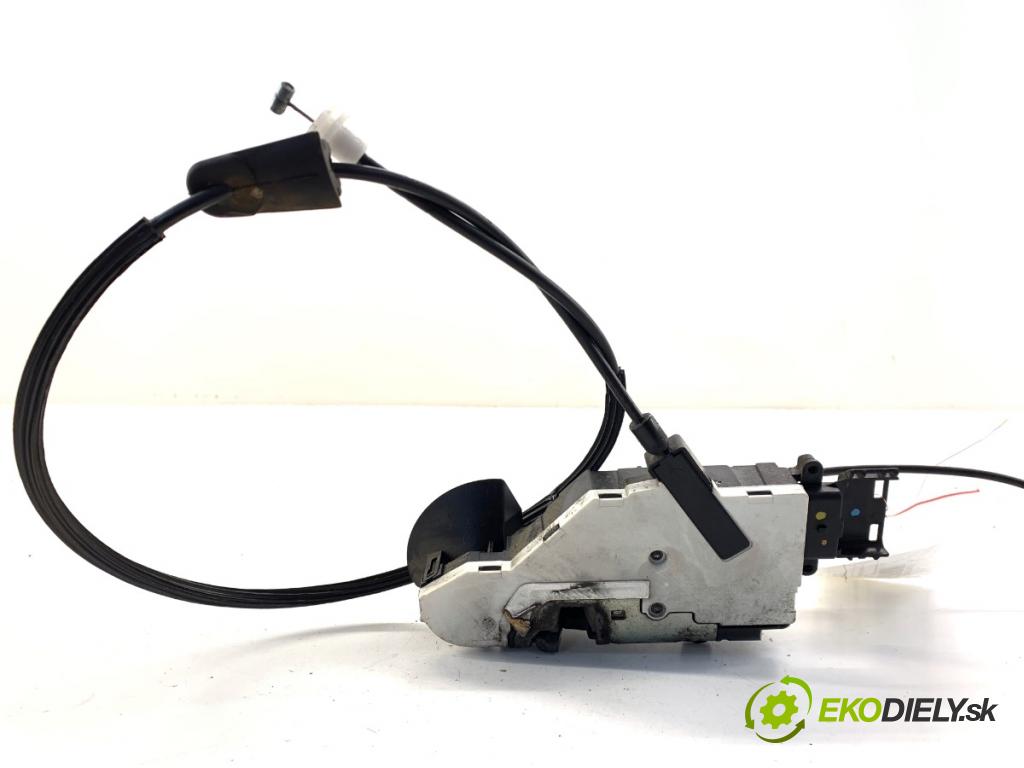 PEUGEOT 207 liftback 2009 53 kW 1.4 1360 zámok Dvere ľavy predný 24087816