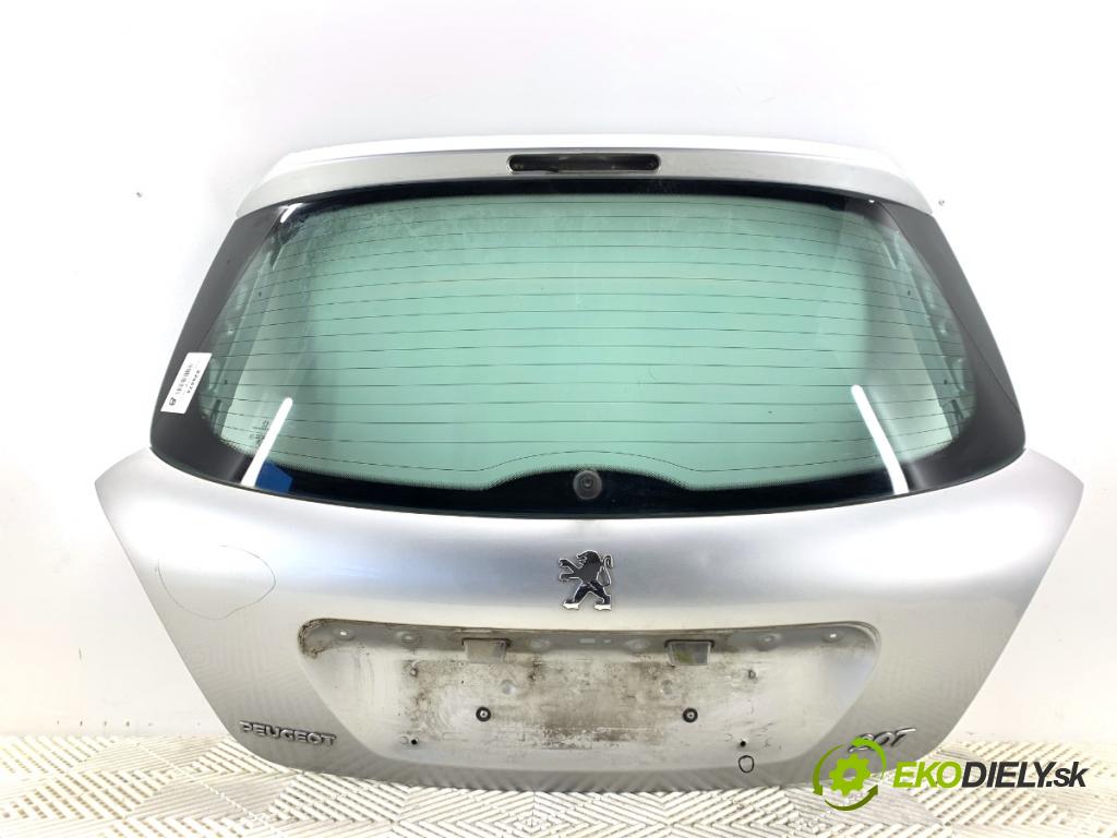 PEUGEOT 207 liftback 2009 53 kW 1.4 1360 kapota zad EZR