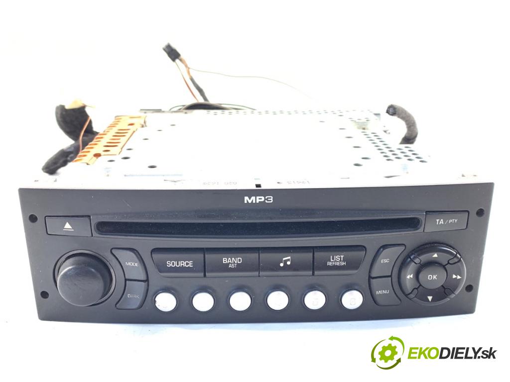 PEUGEOT 207 liftback 2009 53 kW 1.4 1360 RADIO 96643698XT (Audio zariadenie)
