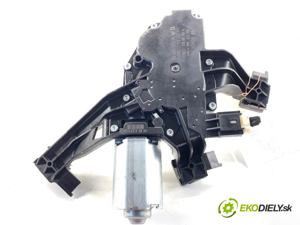 PEUGEOT 207 liftback 2009 53 kW 1.4 1360 Motor stieračov zad 9652418780