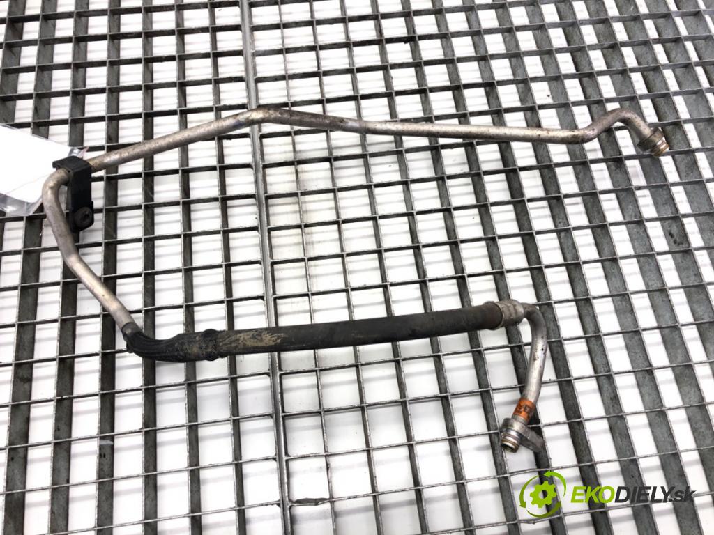 PEUGEOT 207 liftback 2009 53 kW 1.4 1360 rúrka klimatizace  (Trubka klimatizace)