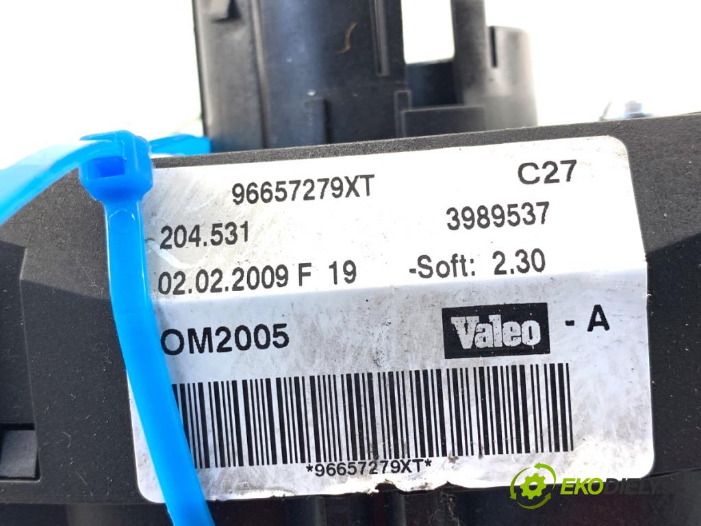 PEUGEOT 207 liftback 2009 53 kW 1.4 1360 Prepínač kombinovaný 96657279XT (Prepínacie páčky pod volantom)