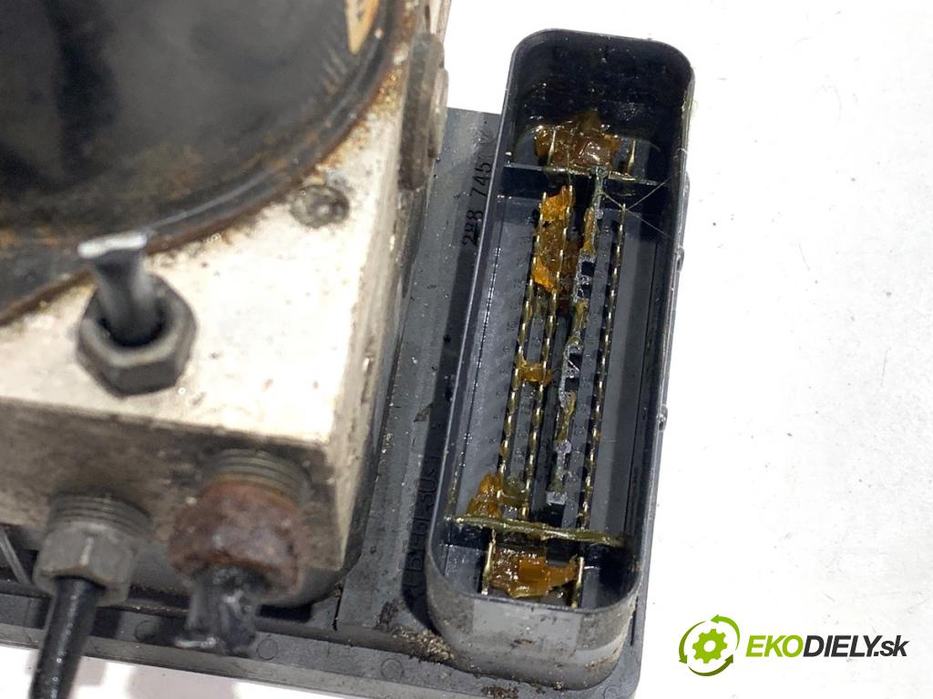 PEUGEOT 207 liftback 2009 53 kW 1.4 1360 Pumpa ABS 9663945780 (Pumpa ABS)