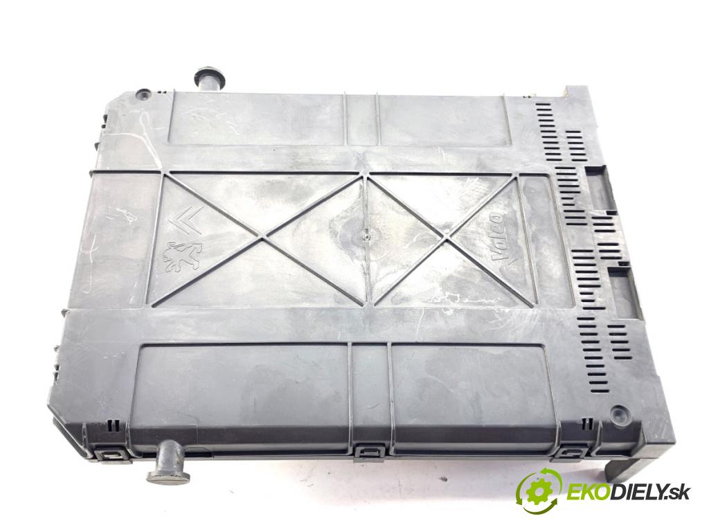 PEUGEOT 207 liftback 2009 53 kW 1.4 1360 Modul BSI 9664983080 (Poistková skrinka)
