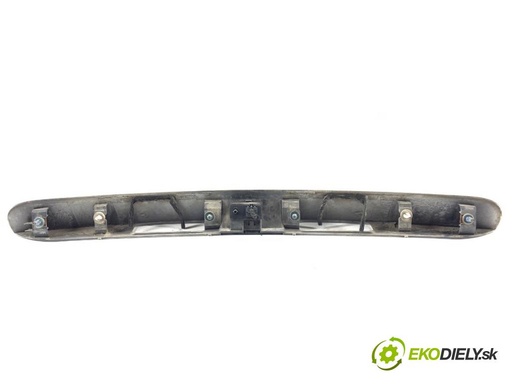 PEUGEOT 207 liftback 2009 53 kW 1.4 1360 Kľučka dverí zad