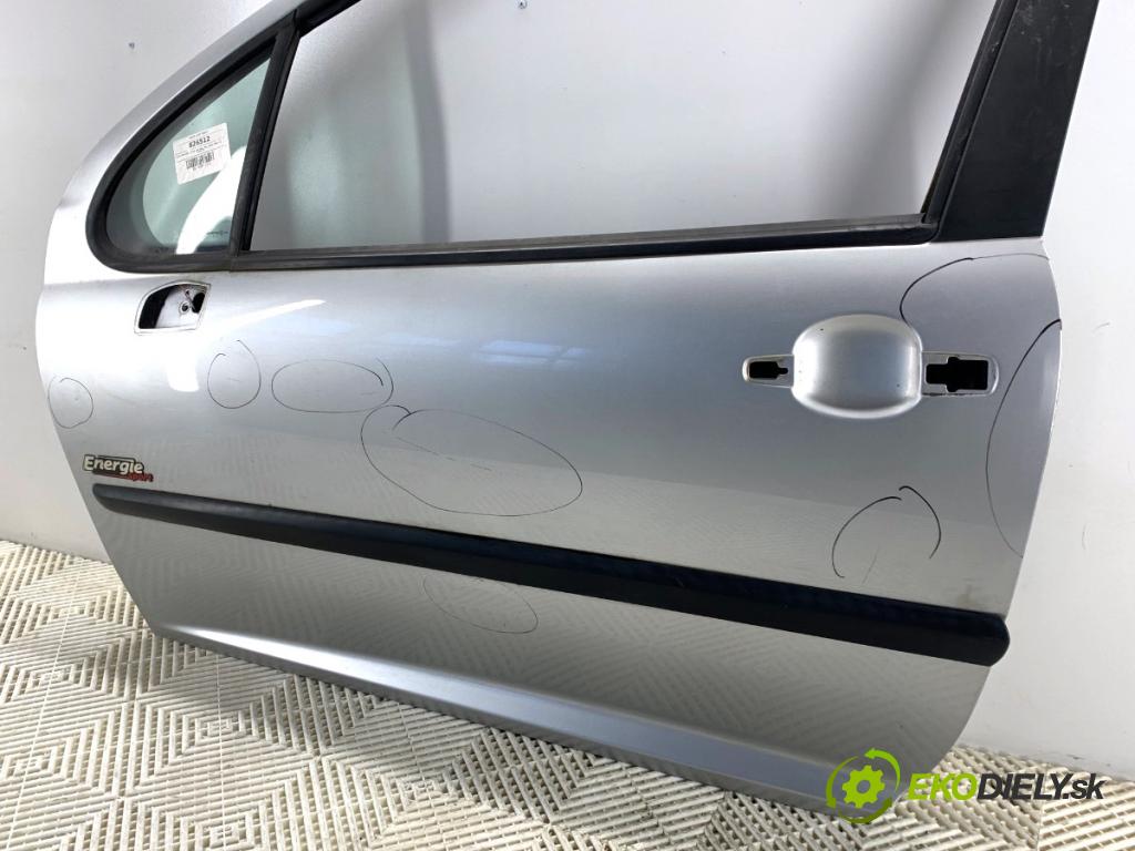 PEUGEOT 207 liftback 2009 53 kW 1.4 1360 Dvere ľavy predný