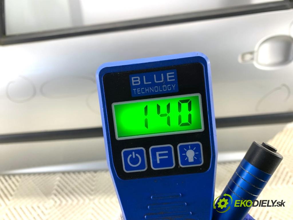 PEUGEOT 207 liftback 2009 53 kW 1.4 1360 Dvere ľavy predný