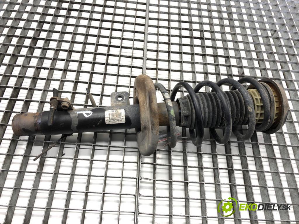 PEUGEOT 207 liftback 2009 53 kW 1.4 1360 Tlmič pravy predný ZE 