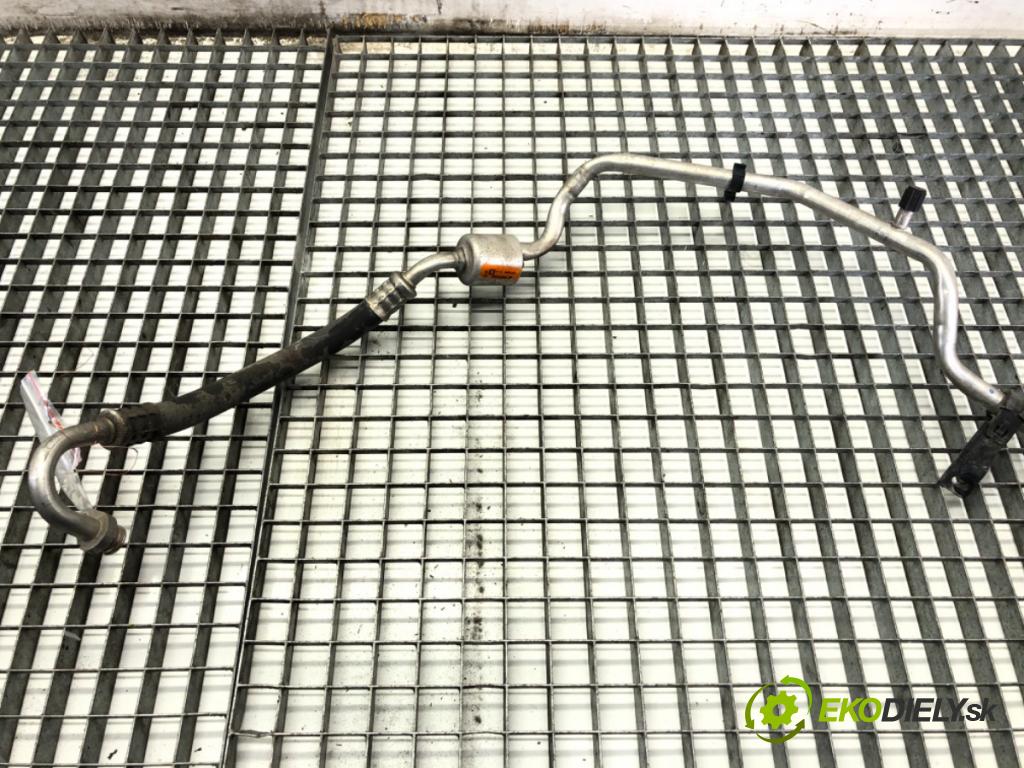 PEUGEOT 207 liftback 2009 53 kW 1.4 1360 rúrka klimatizace 9685283880 (Trubka klimatizace)