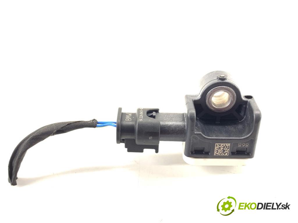 BMW F34 liftback 2017 135 kW 320 i 1998 Snímač nárazu 9234989 (Snímač nárazu)