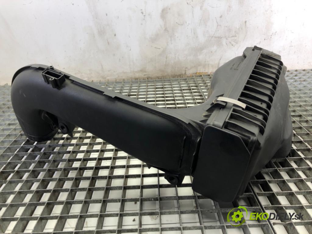 BMW F16 SUV 2015 230 kW xDrive 40 d 2993 Obal filtra vzduchu 8573869 (Obal vzduchového filtra)