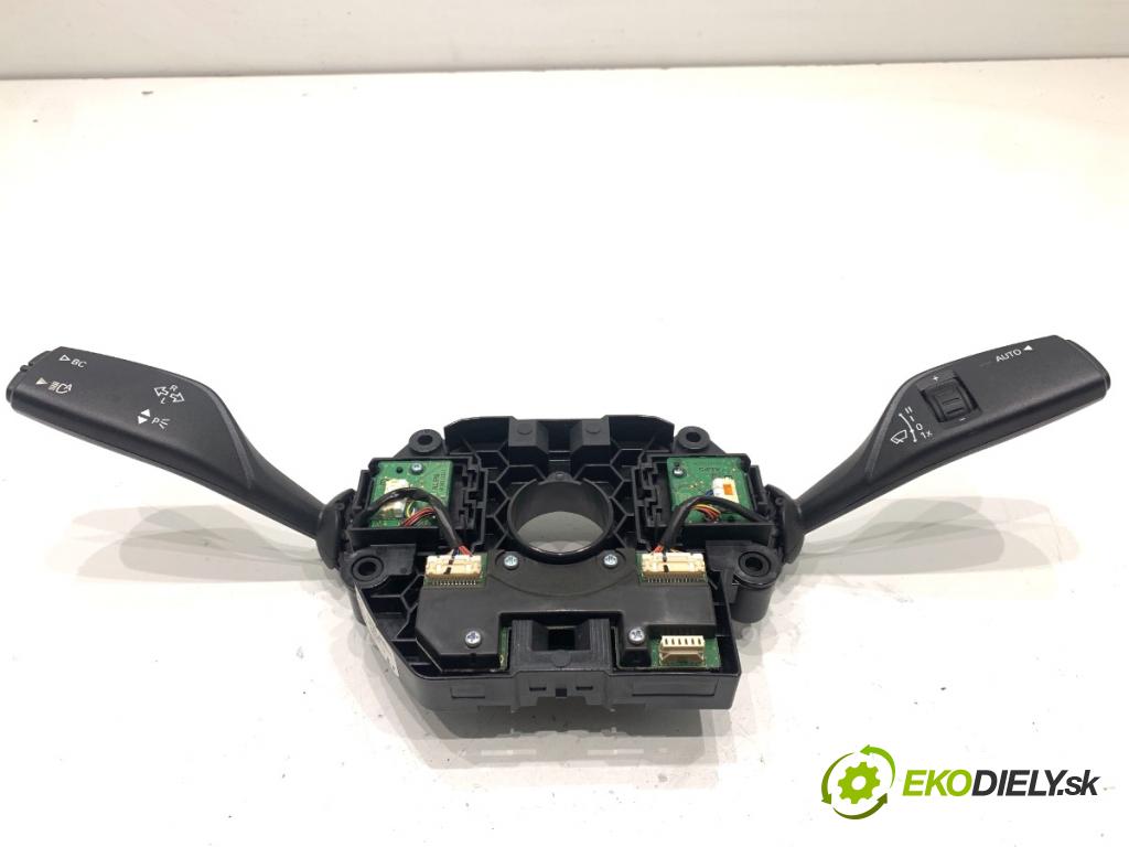 BMW F16 SUV 2015 230 kW xDrive 40 d 2993 Prepínač kombinovaný 9330557 (Prepínacie páčky pod volantom)