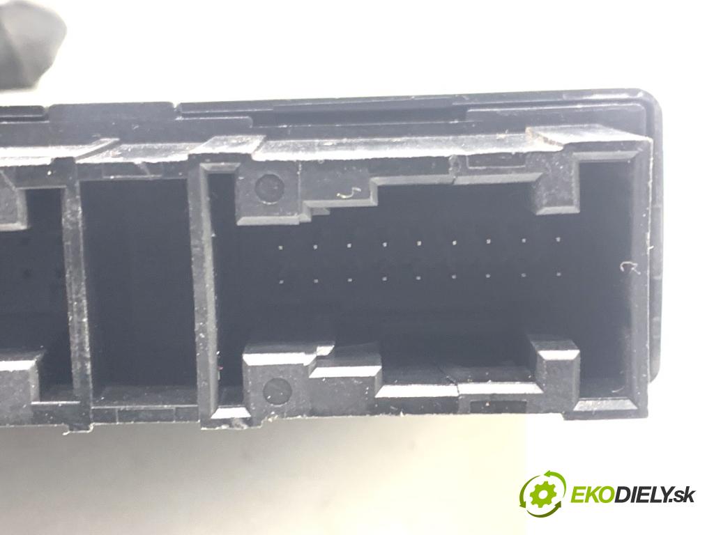 BMW F16 SUV 2015 230 kW xDrive 40 d 2993 Modul PDC 9382516 (Riadiaca jednotka ostatné)